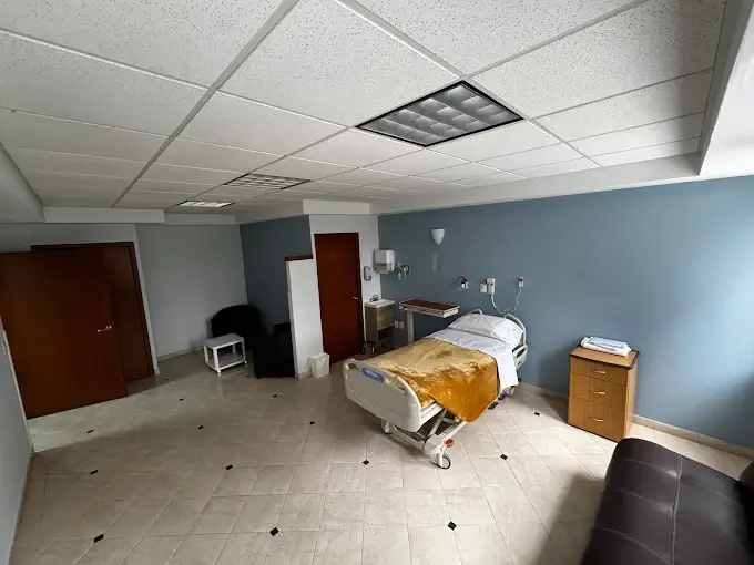 Habitaciones privadas del Hospital MQA - Confort y tecnología médica de última generación